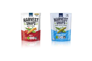 CALBEE HARVEST Whole Green Peas Snack